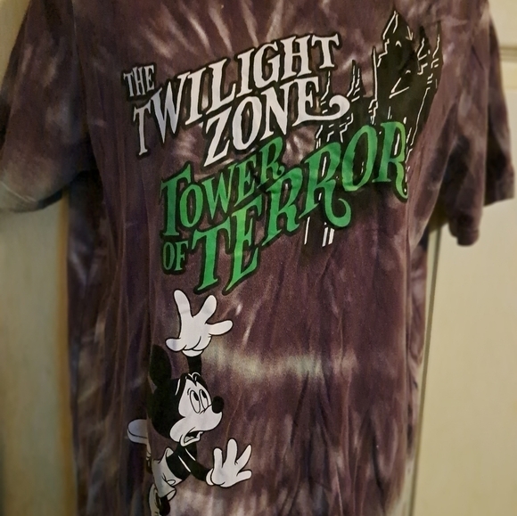 Disney Mickey T-shirt XL 5/$25 - Picture 2 of 4